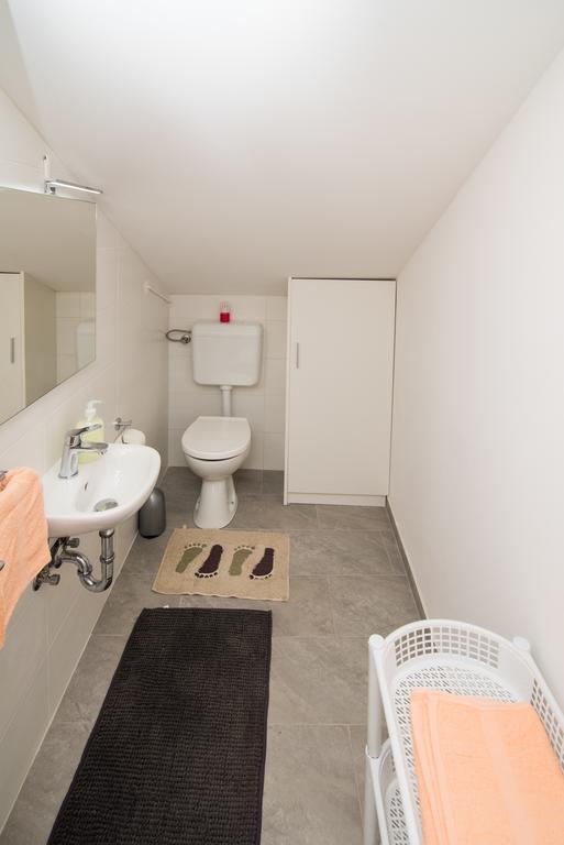 Apartman Marinko Krk Town Exteriör bild